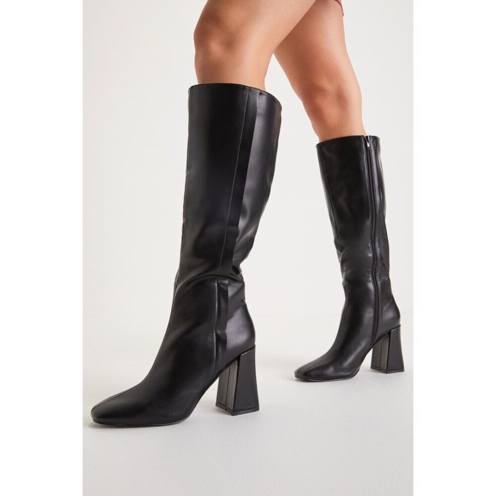 Lulus Magnolia Black Square Toe Knee-high Boots - Size 6.5